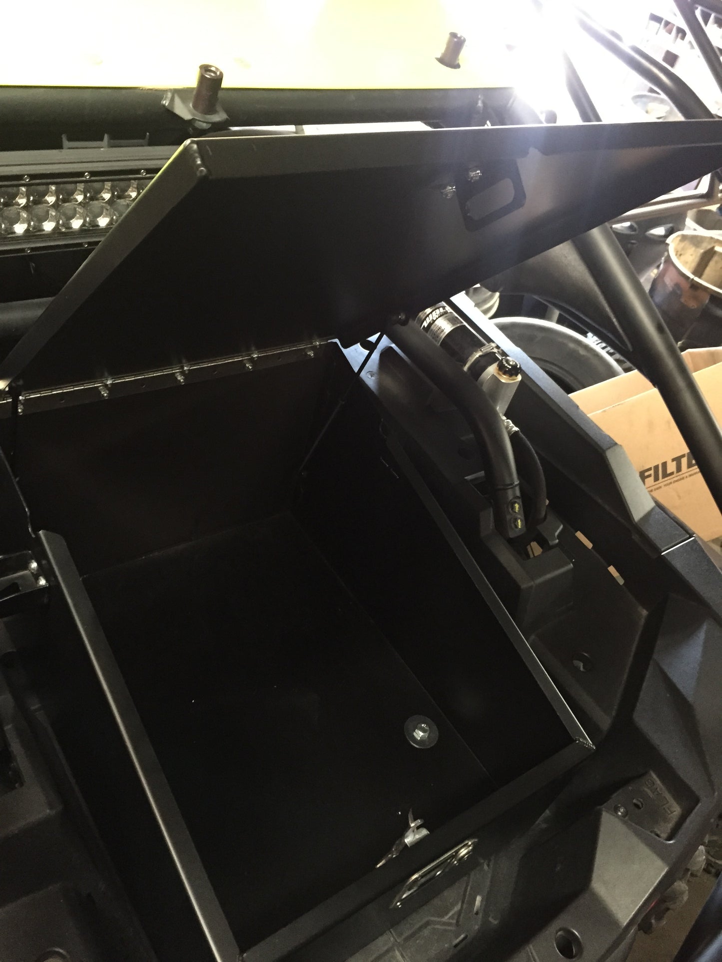 Raging motorsports RZR XP1000 Locking bed box close out