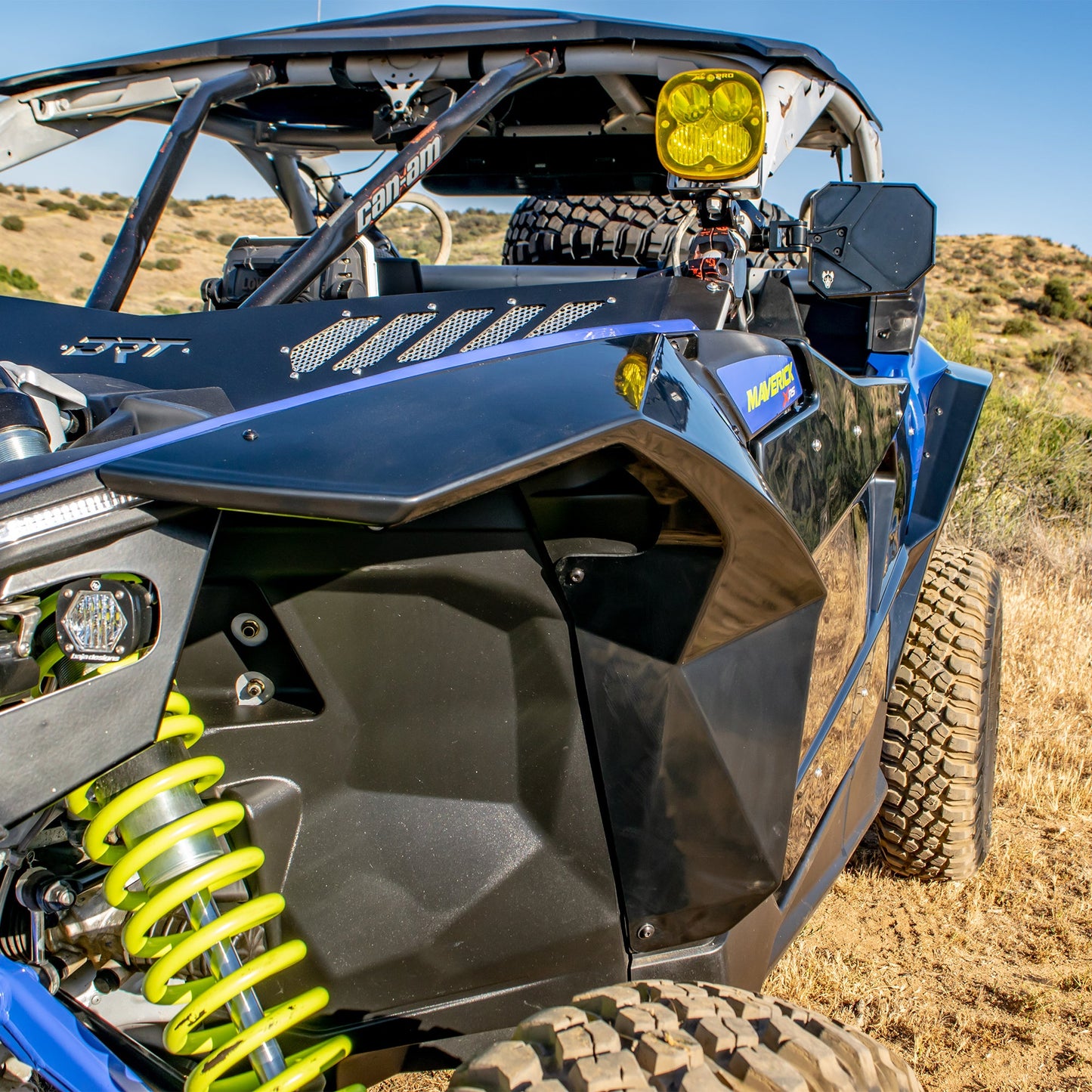 DRT CAX3FD1 – Can-Am X3 2017+ ABS Fenders (Front and Rear)